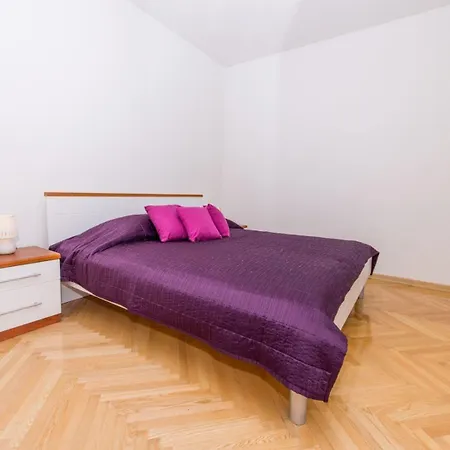 Slavica * تروغير