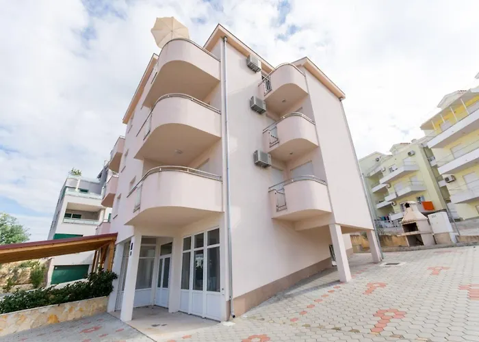 Slavica Trogir